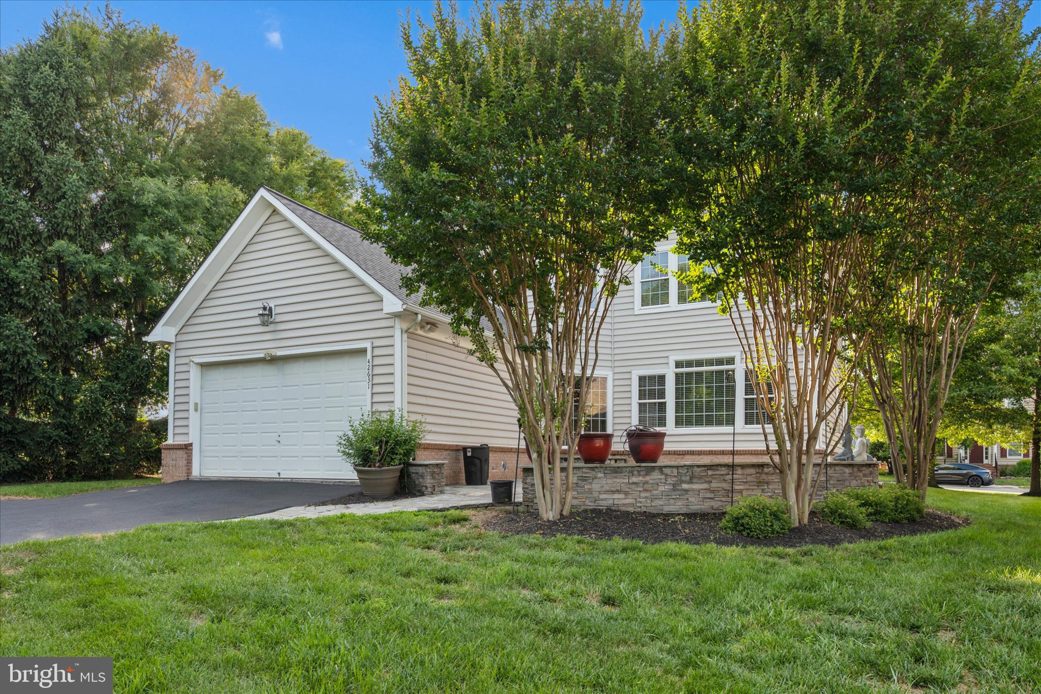 BRAMBLETON - Residential