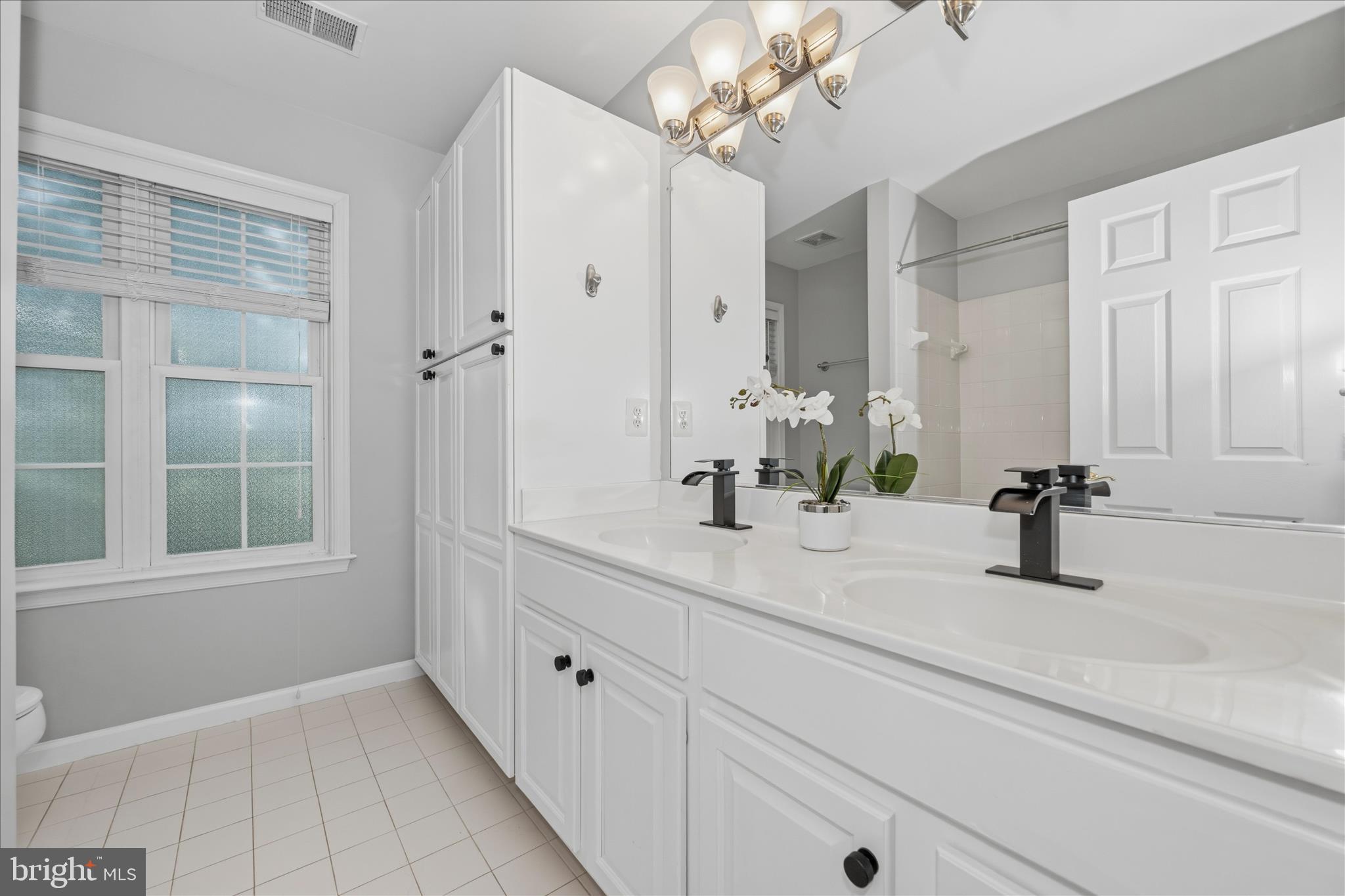 BRAMBLETON - Residential