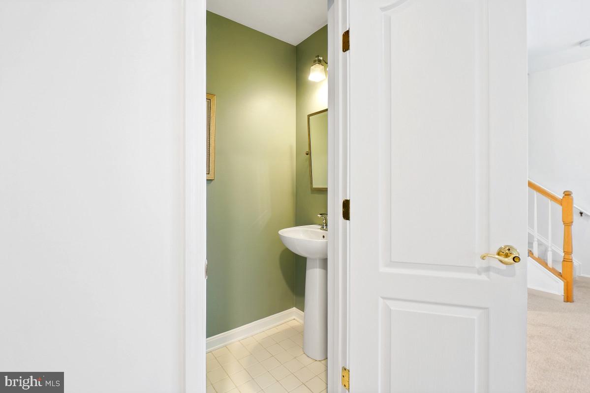 CHERINGTON - Residential