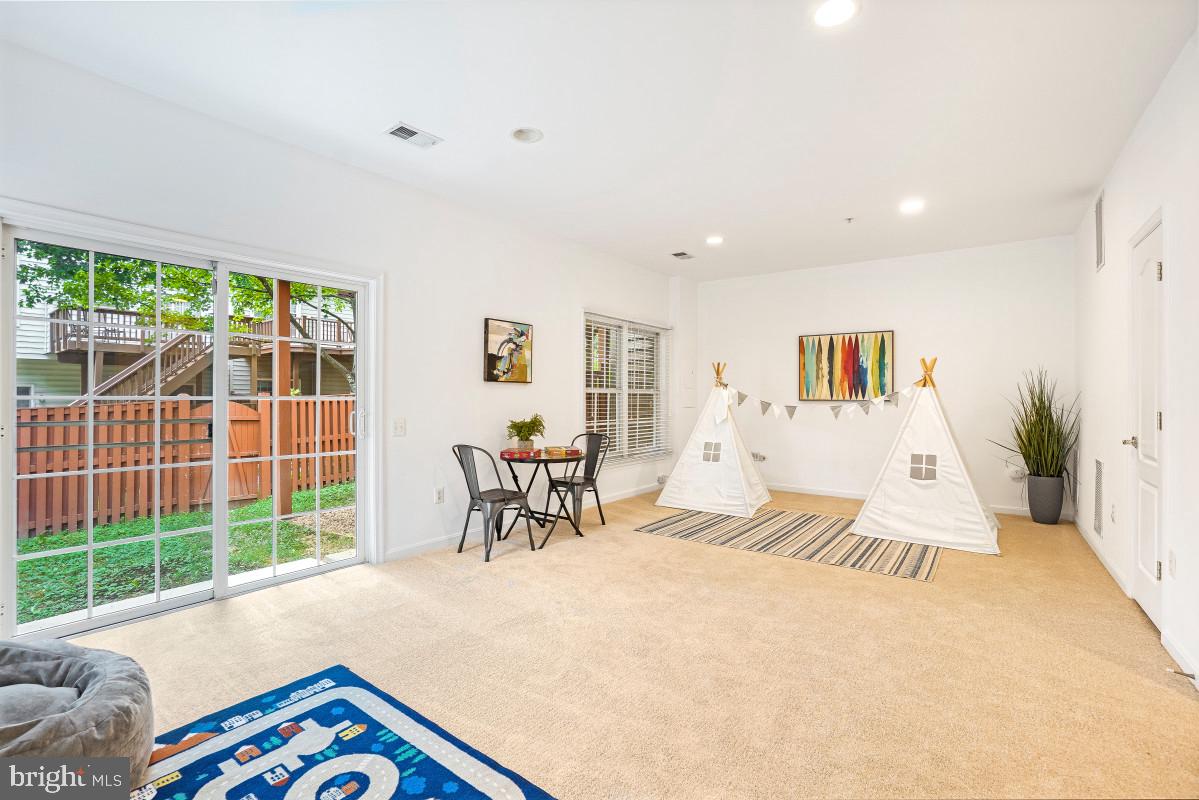 CHERINGTON - Residential