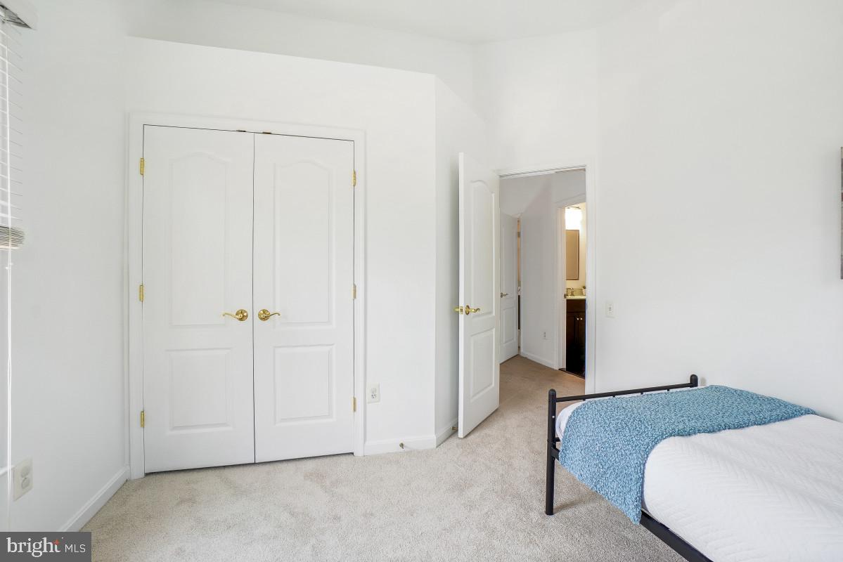 CHERINGTON - Residential