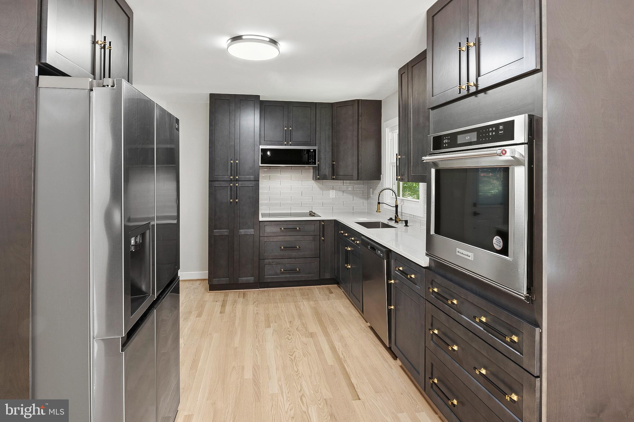 ALLVIEW ESTATES - Residential