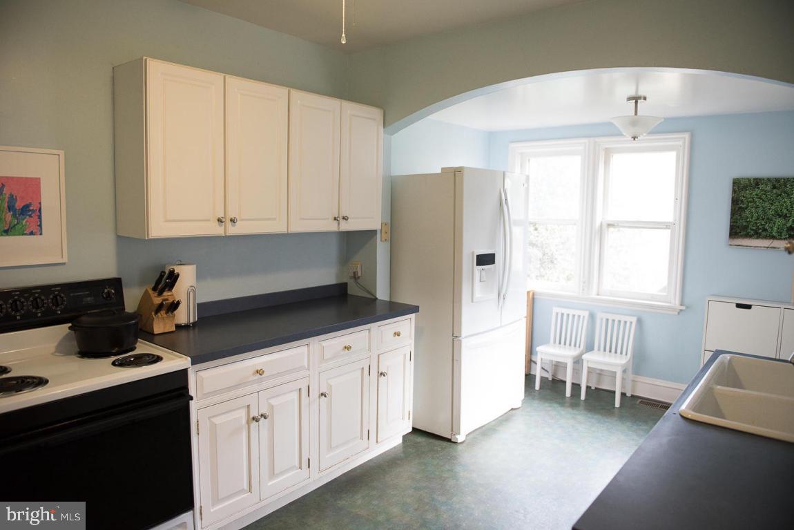 COLLEGE HILL - Residential