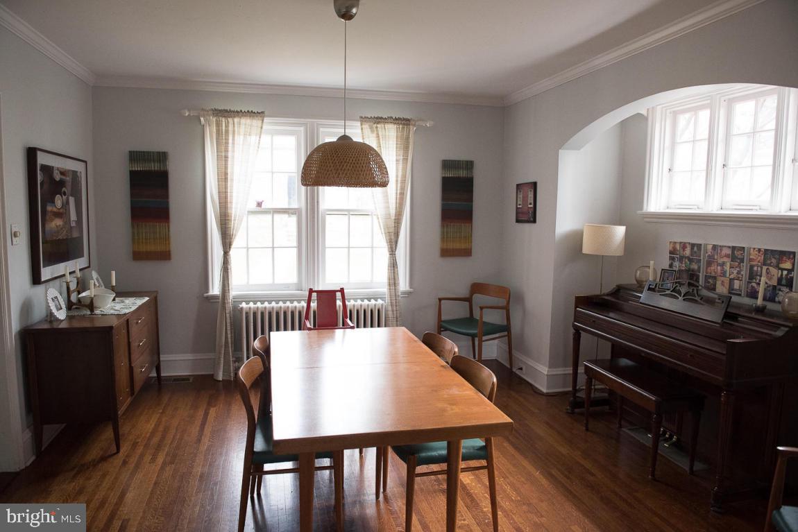 COLLEGE HILL - Residential