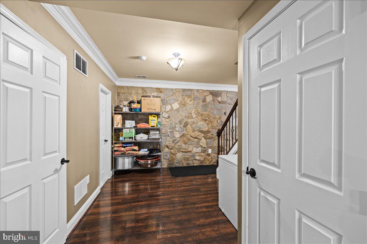 SUSQUEHANNA RIDINGS - Residential