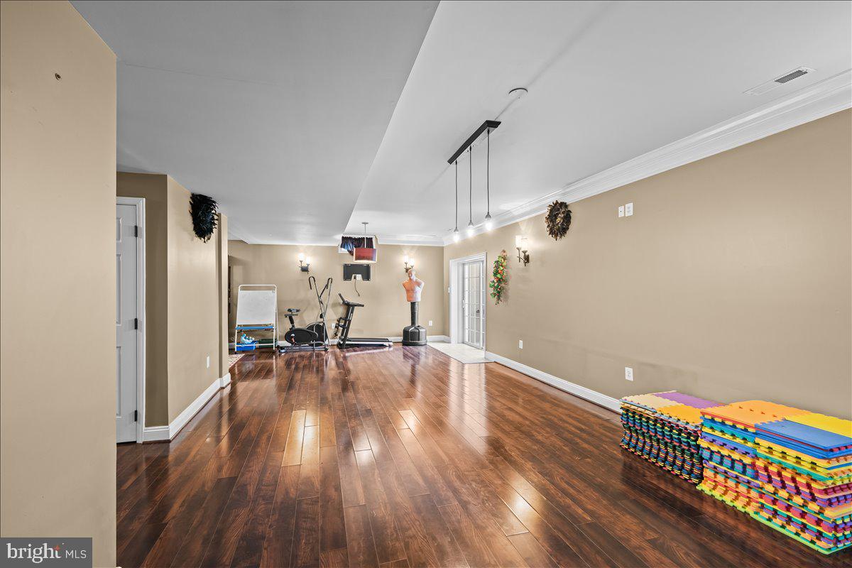 SUSQUEHANNA RIDINGS - Residential