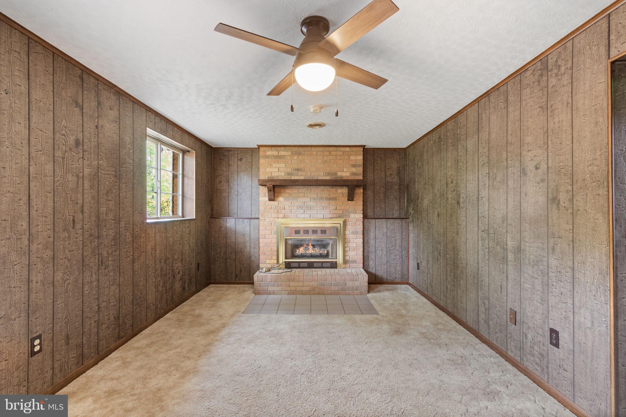 HICKORY RIDGE - Residential