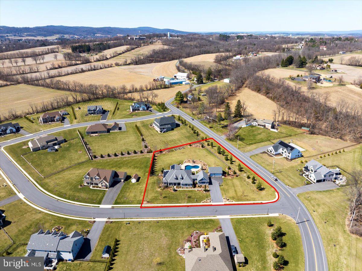 GREEN VALLEY CROSS - Residential