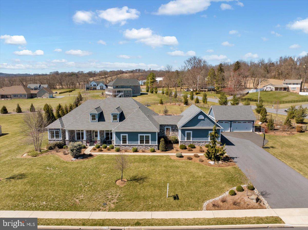 GREEN VALLEY CROSS - Residential