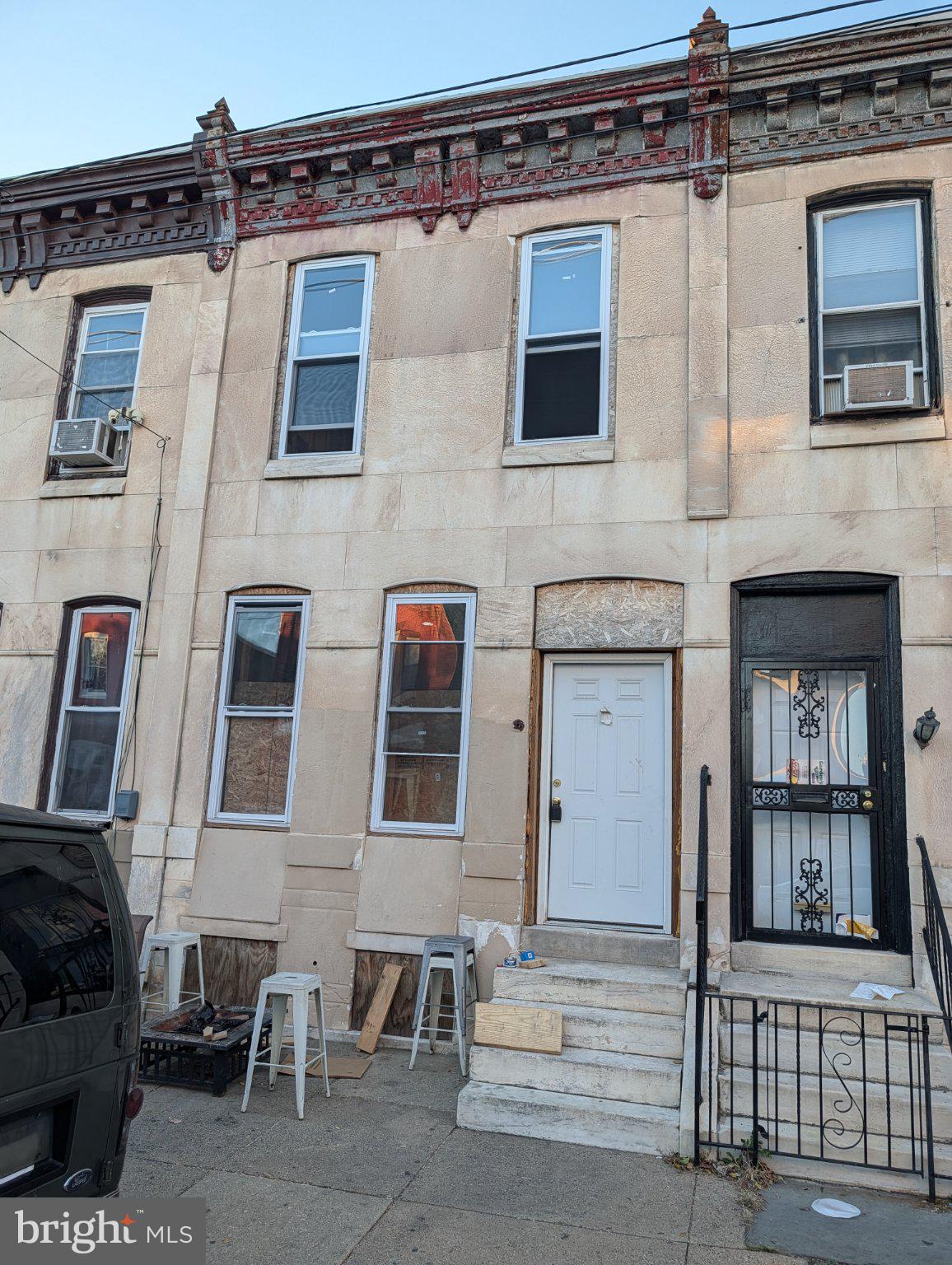 3 bedroom house in Brewerytown. Shell condition with a lot of the rehab work done. Being sold cash as is, seller requests buyer use seller's title company for title insurance and settlement, 10% Certified Funds Deposit and Proof Of Funds, Buyer will be responsible for U&O. ALL OFFERS WILL BE PRESENTED. Vacant on lock box