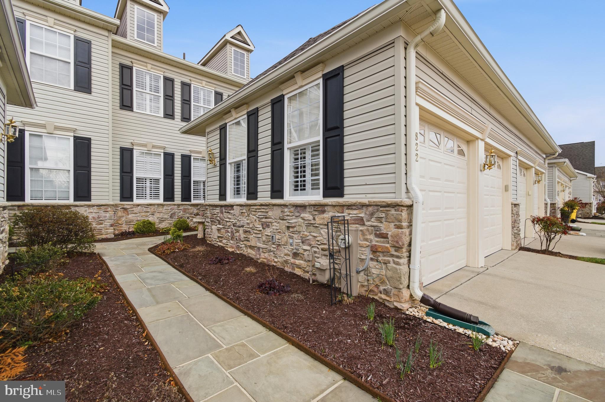 PINEY ORCHARD - Residential