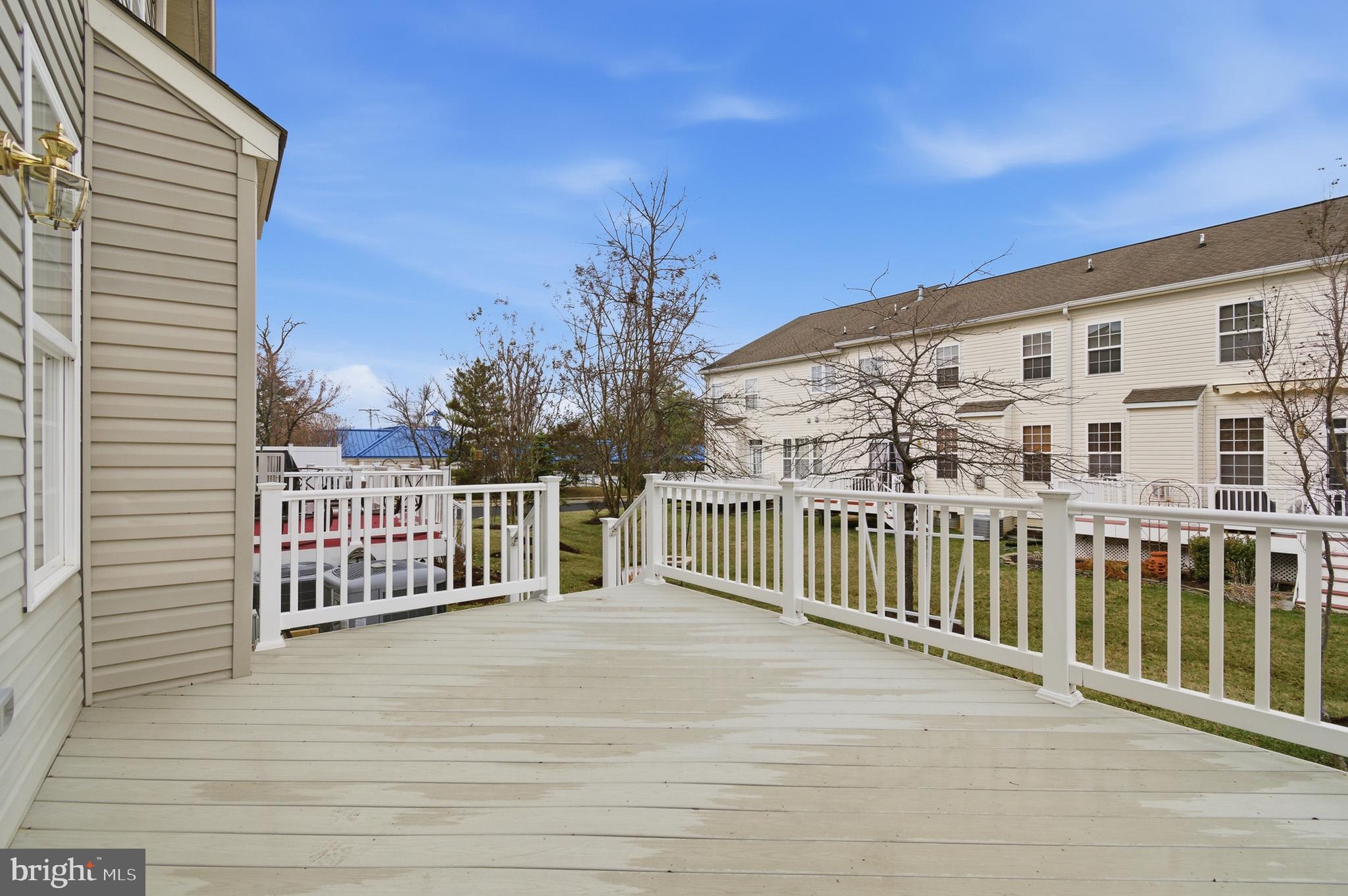 PINEY ORCHARD - Residential