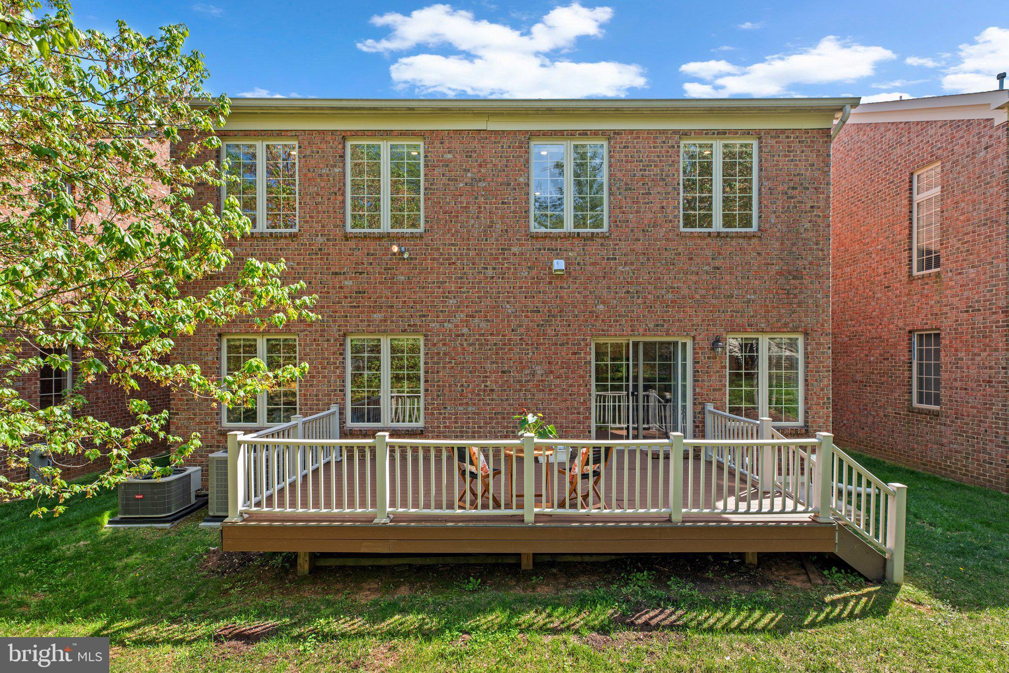 SCOT'S GLEN - Residential