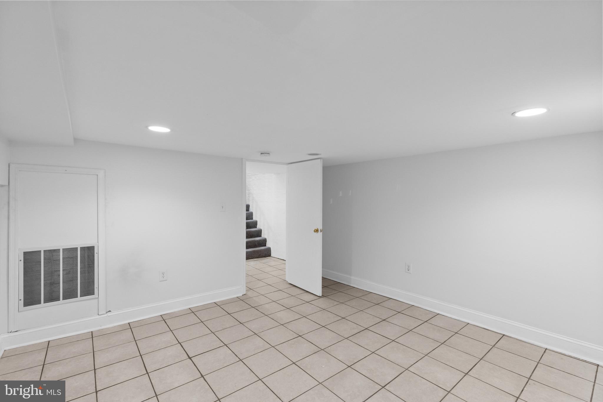 MCELDERRY PARK - Residential