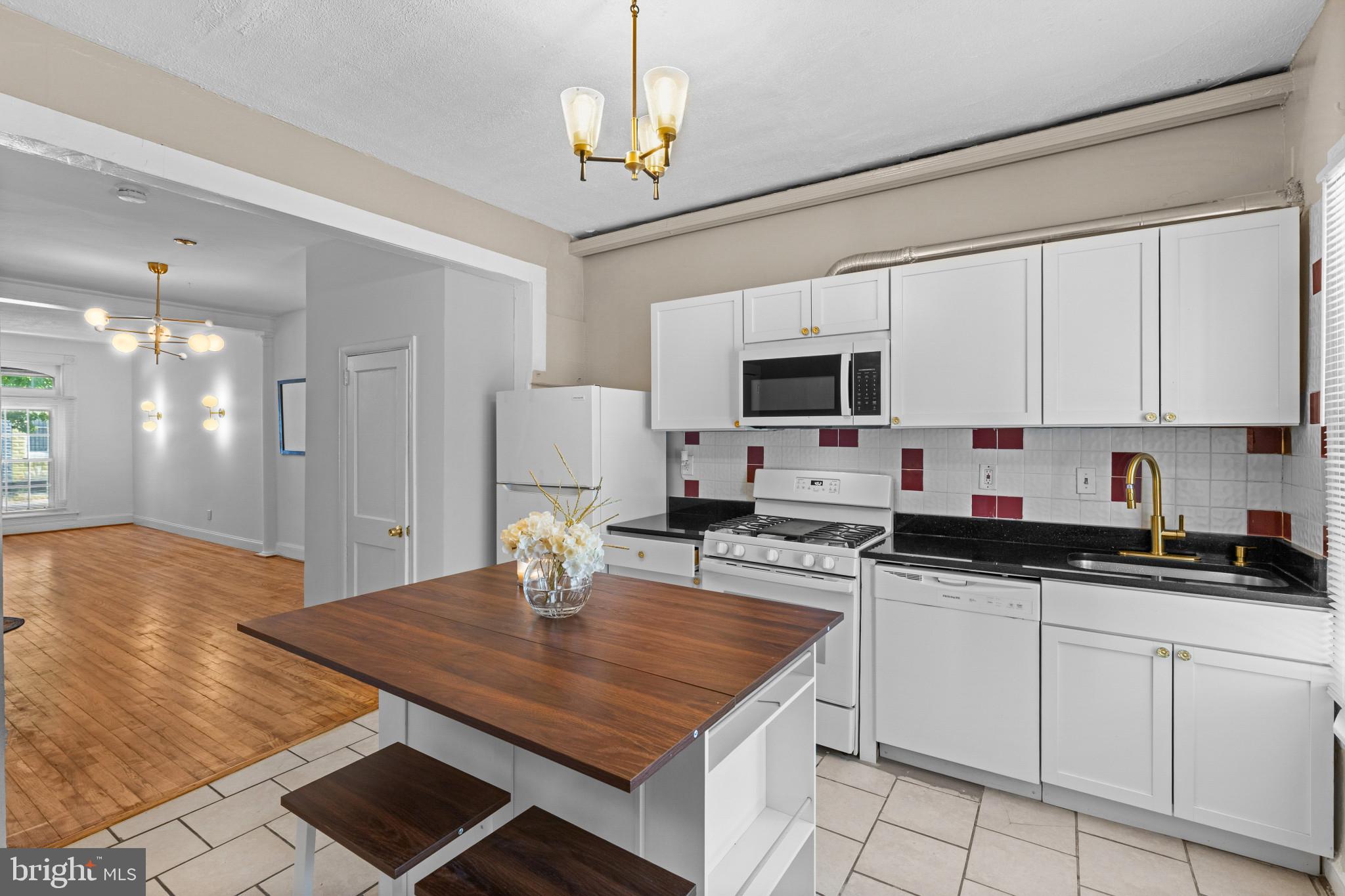 MCELDERRY PARK - Residential