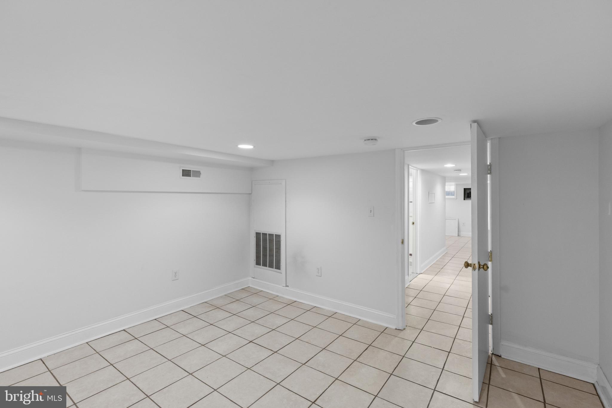 MCELDERRY PARK - Residential