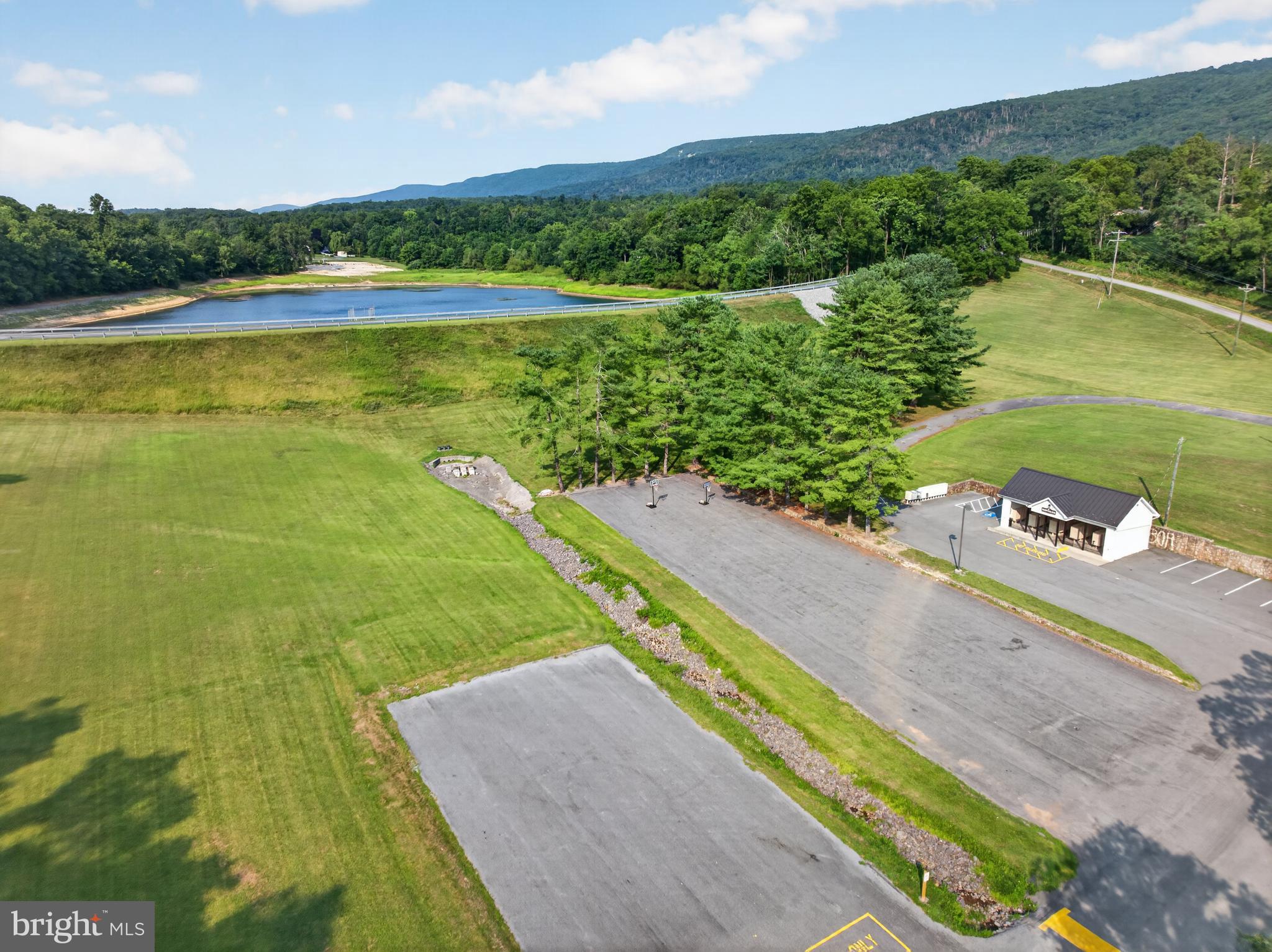SHAWNEELAND - Residential