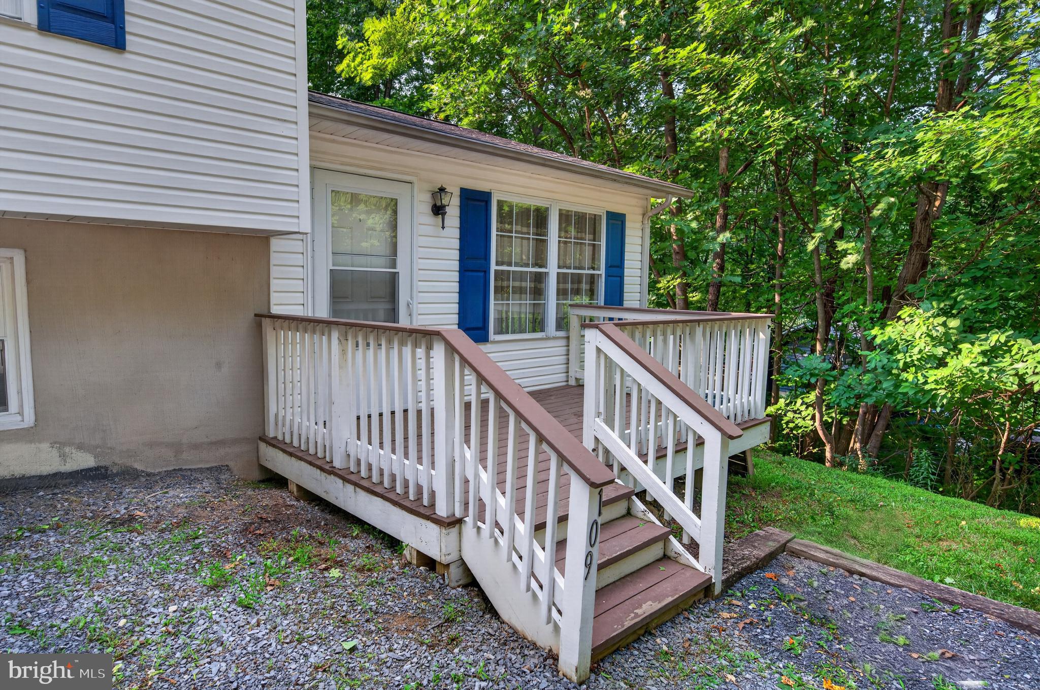 SHAWNEELAND - Residential