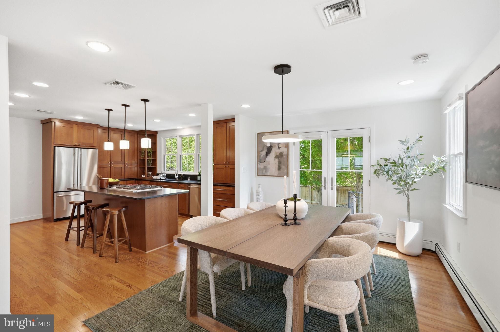 ARLINGWOOD - Residential