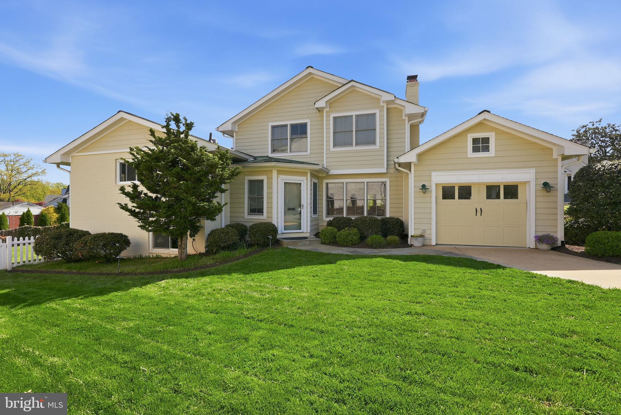 ARLINGWOOD - Residential