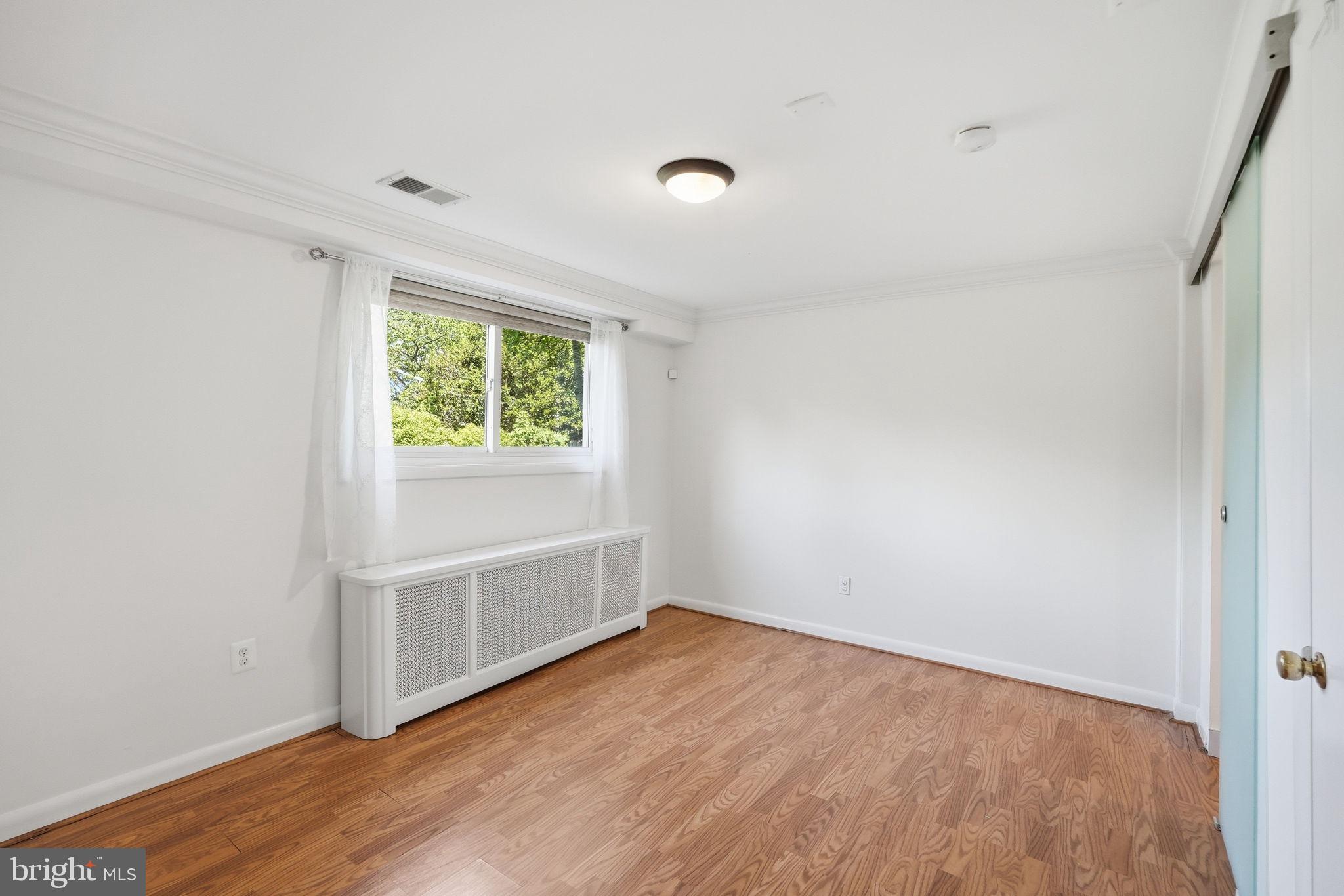 ARLINGWOOD - Residential