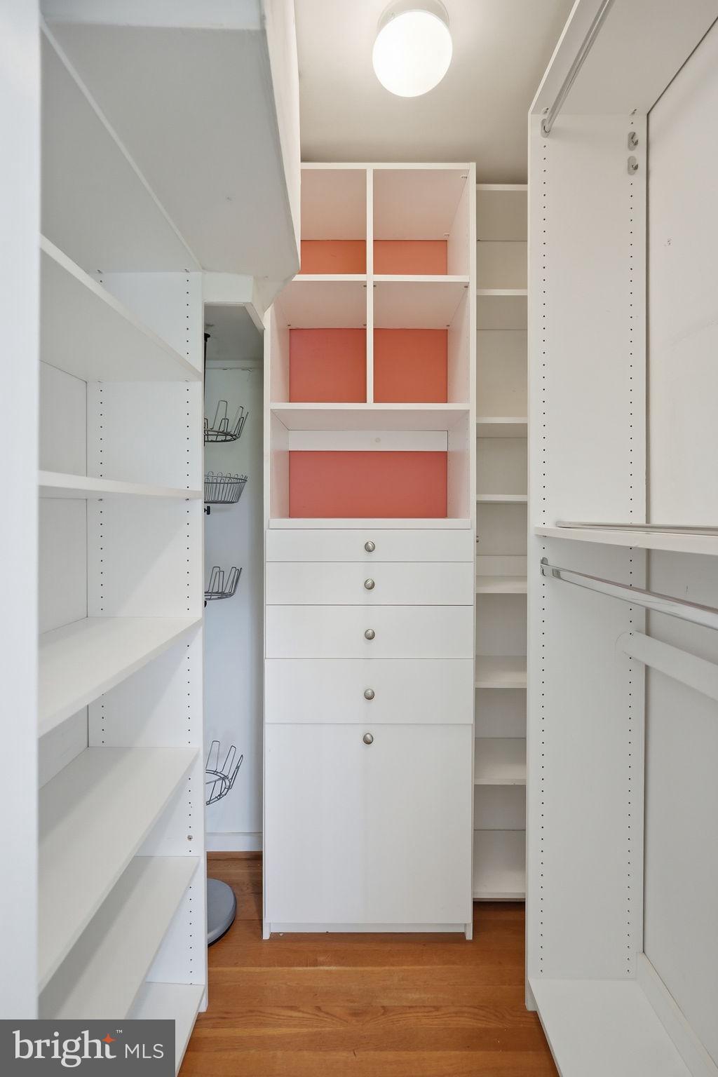 ARLINGWOOD - Residential