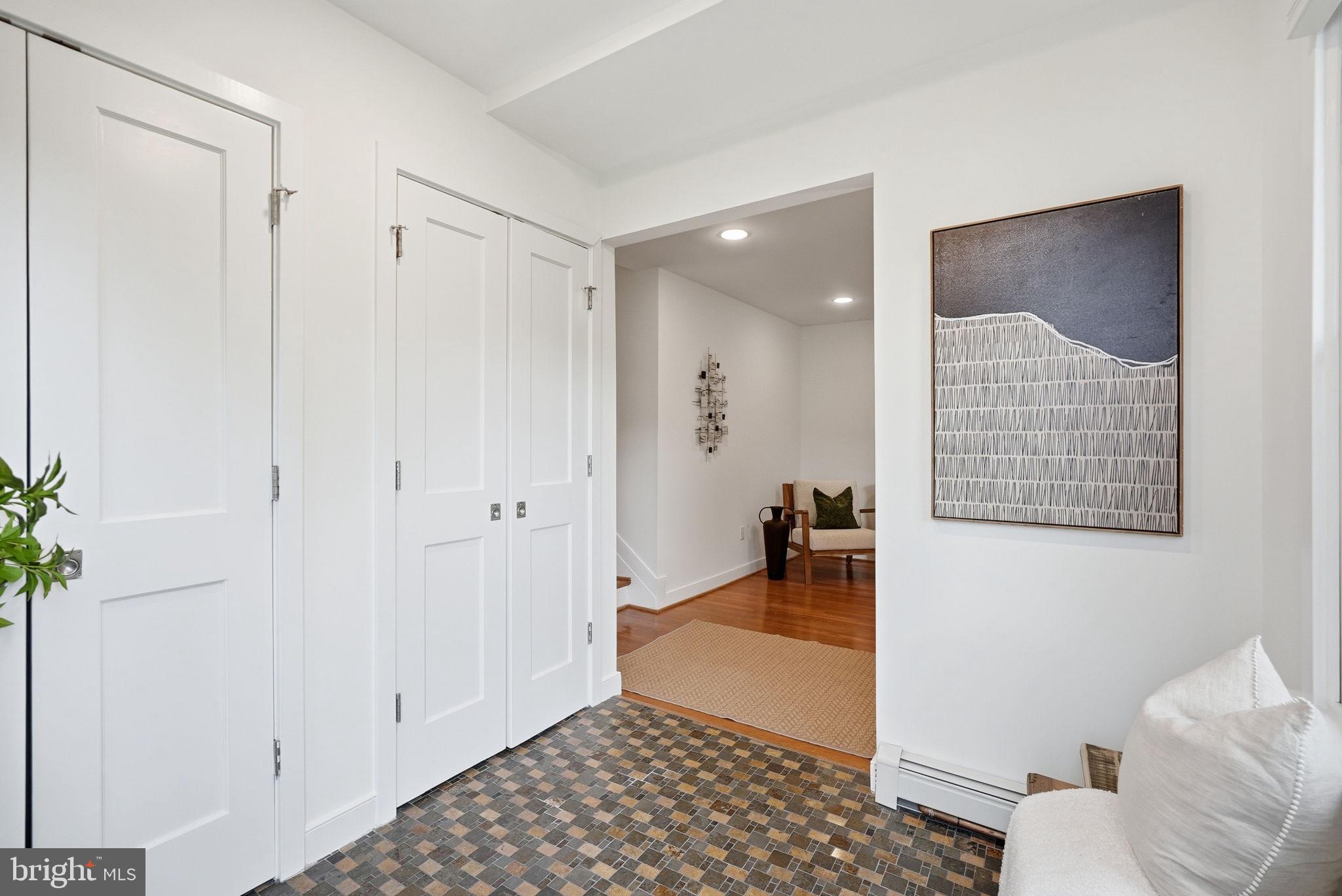 ARLINGWOOD - Residential
