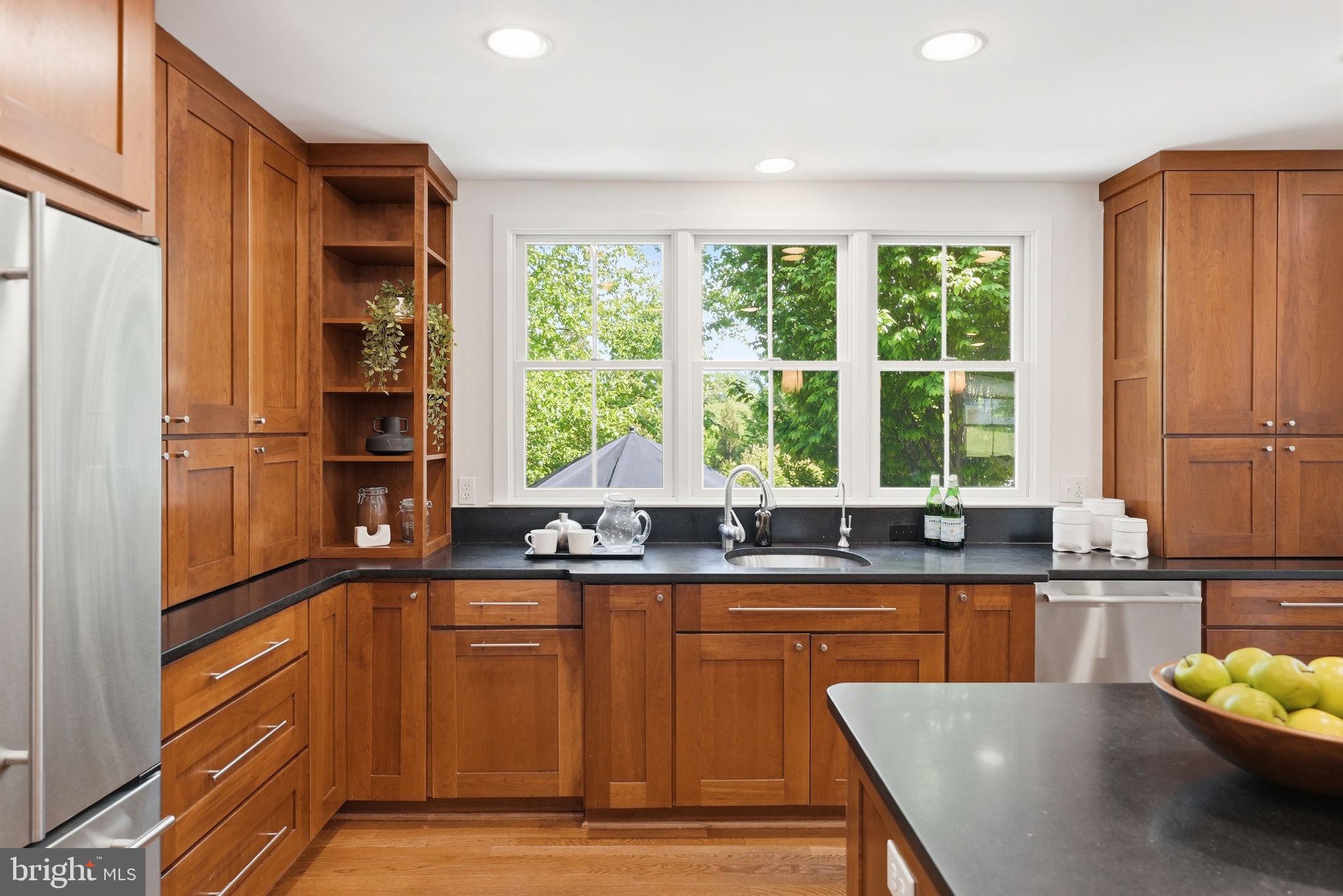 ARLINGWOOD - Residential
