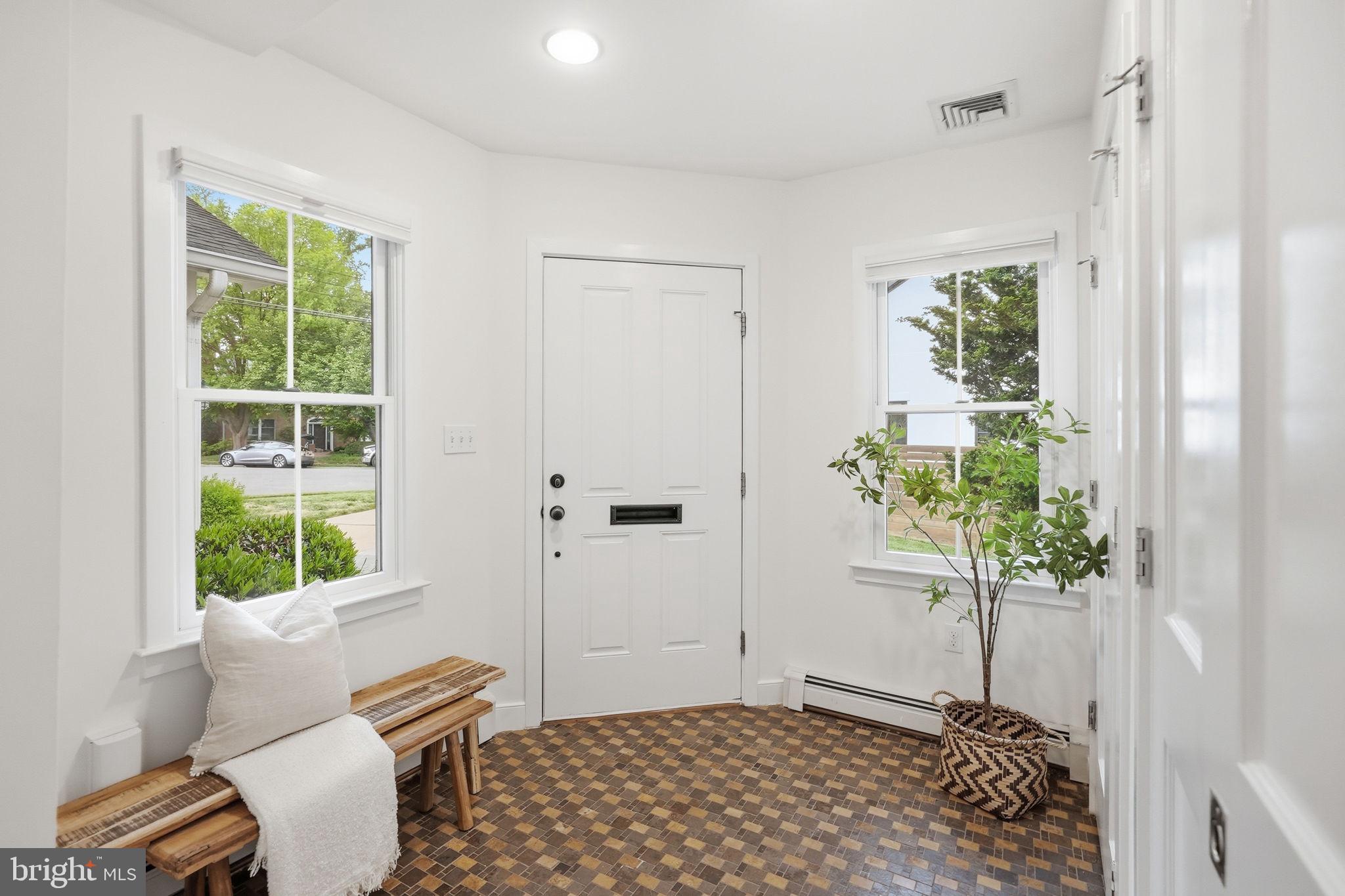 ARLINGWOOD - Residential