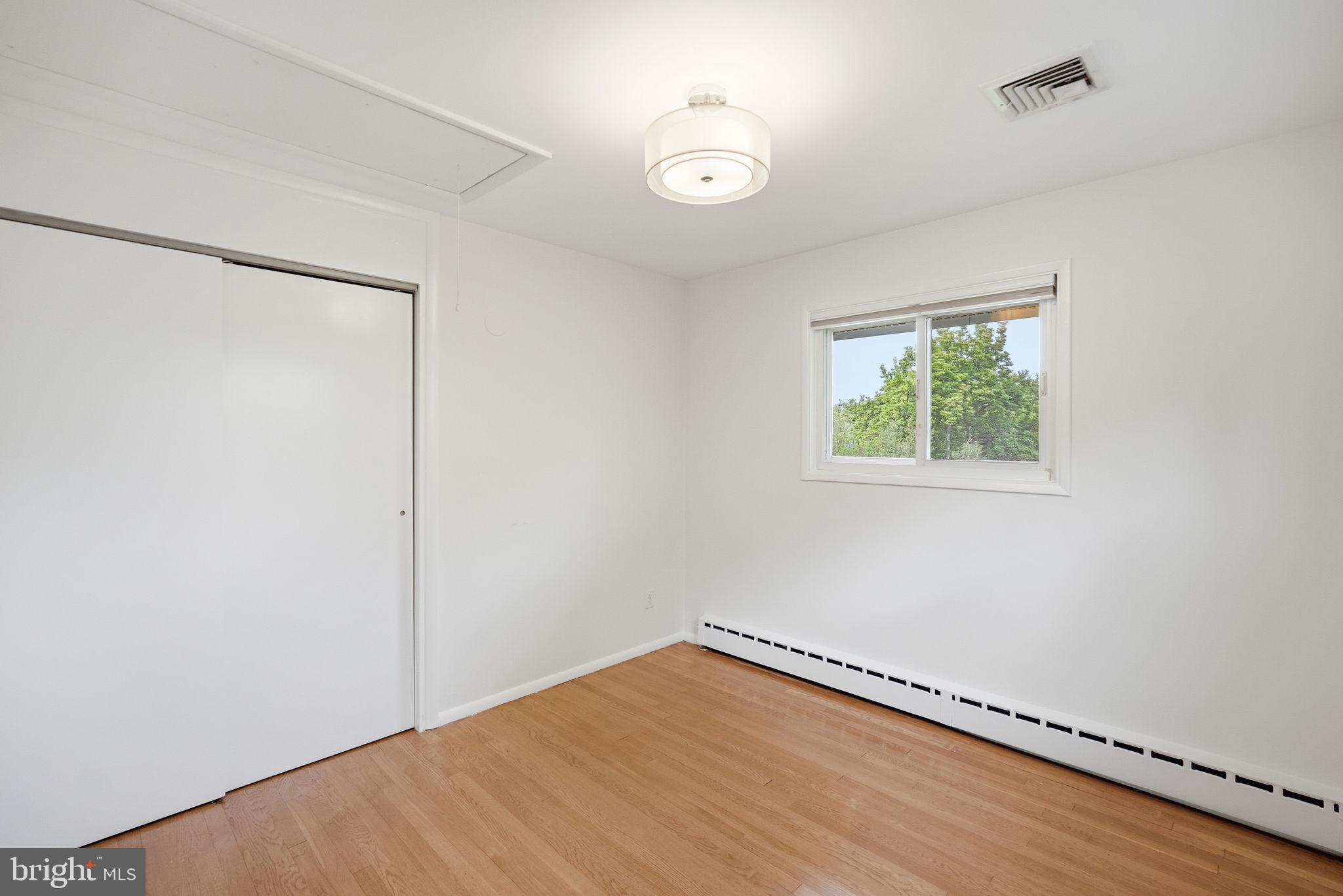 ARLINGWOOD - Residential