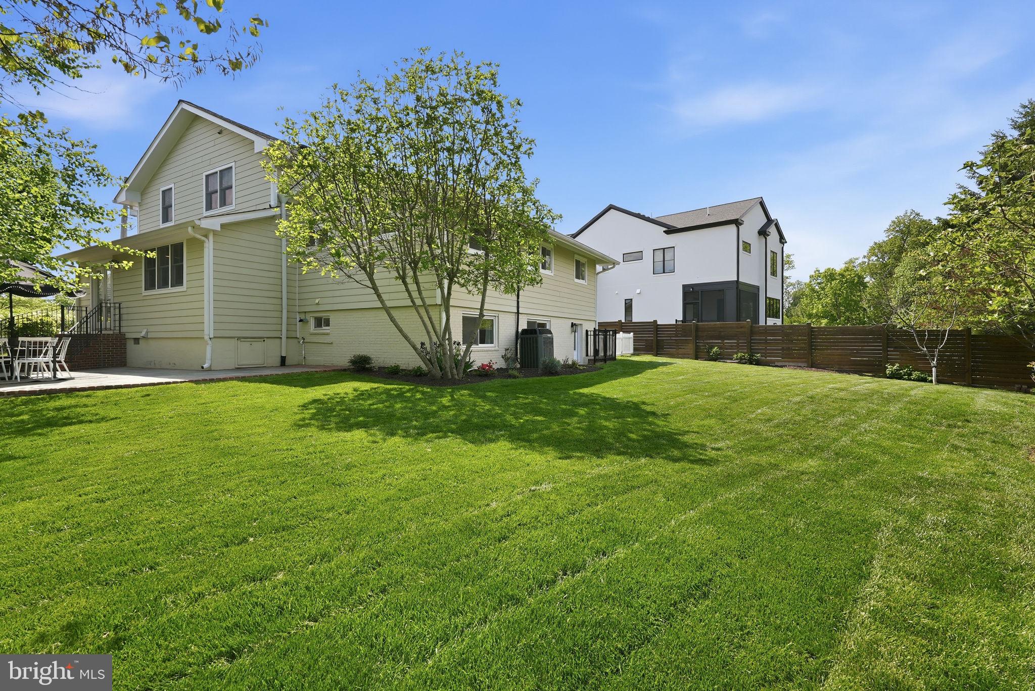 ARLINGWOOD - Residential