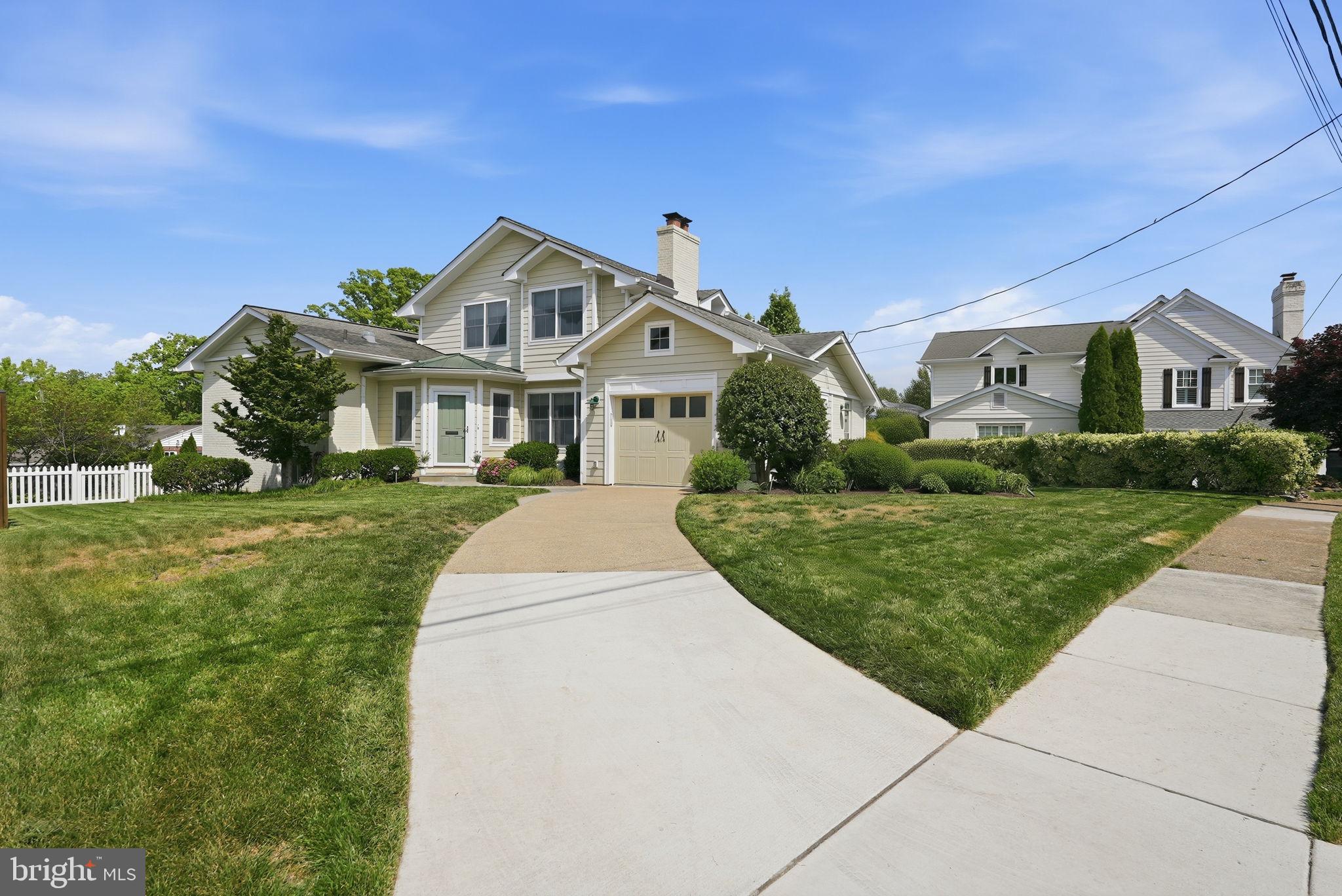 ARLINGWOOD - Residential