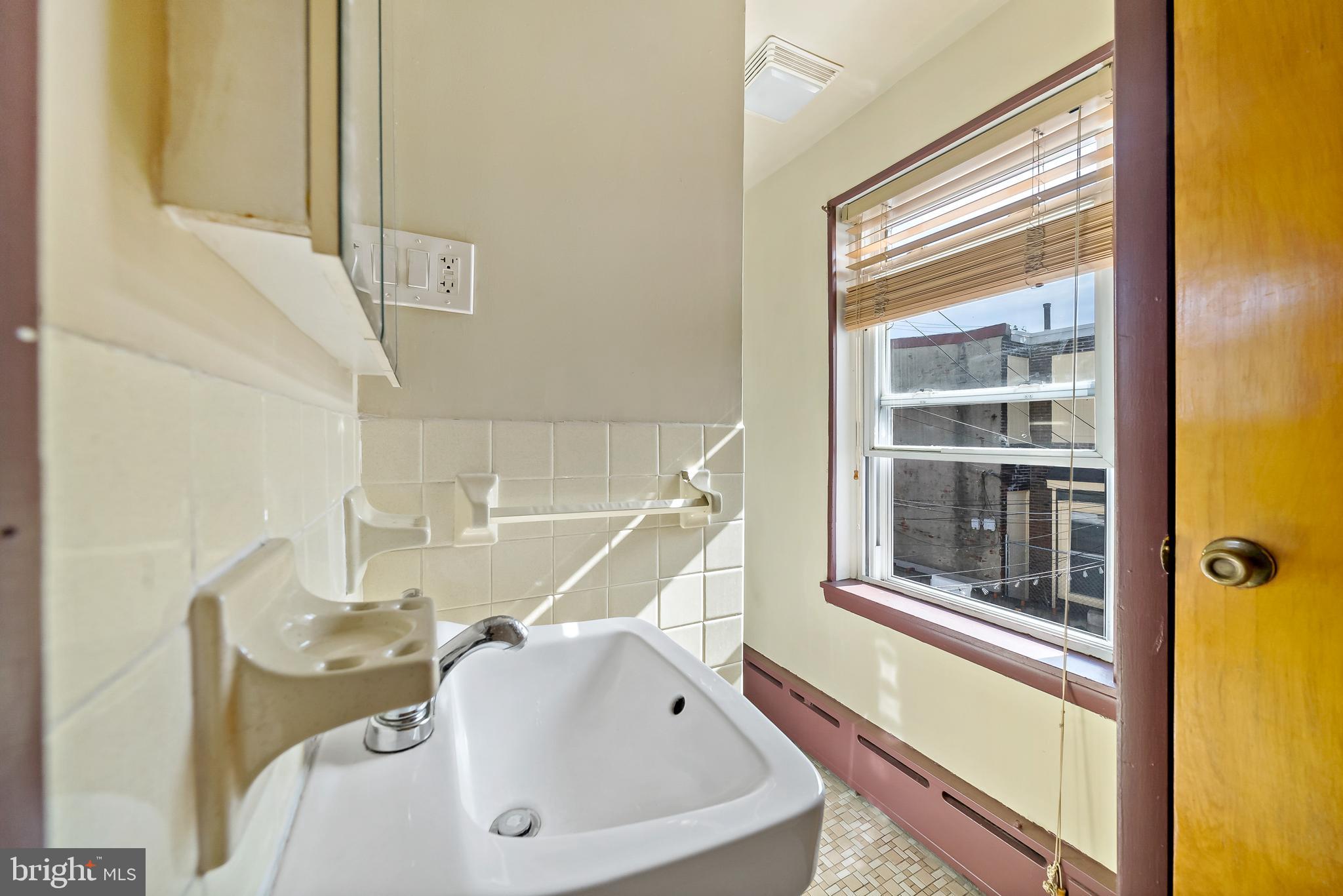 EAST PASSYUNK CROSSING - Residential Income