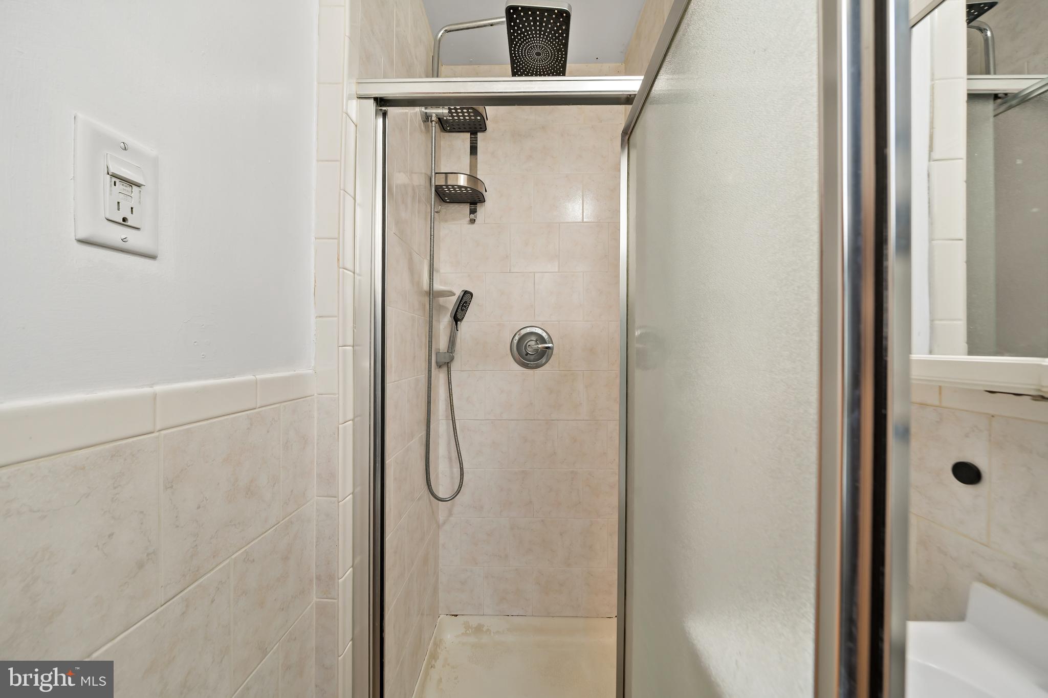 EAST PASSYUNK CROSSING - Residential Income