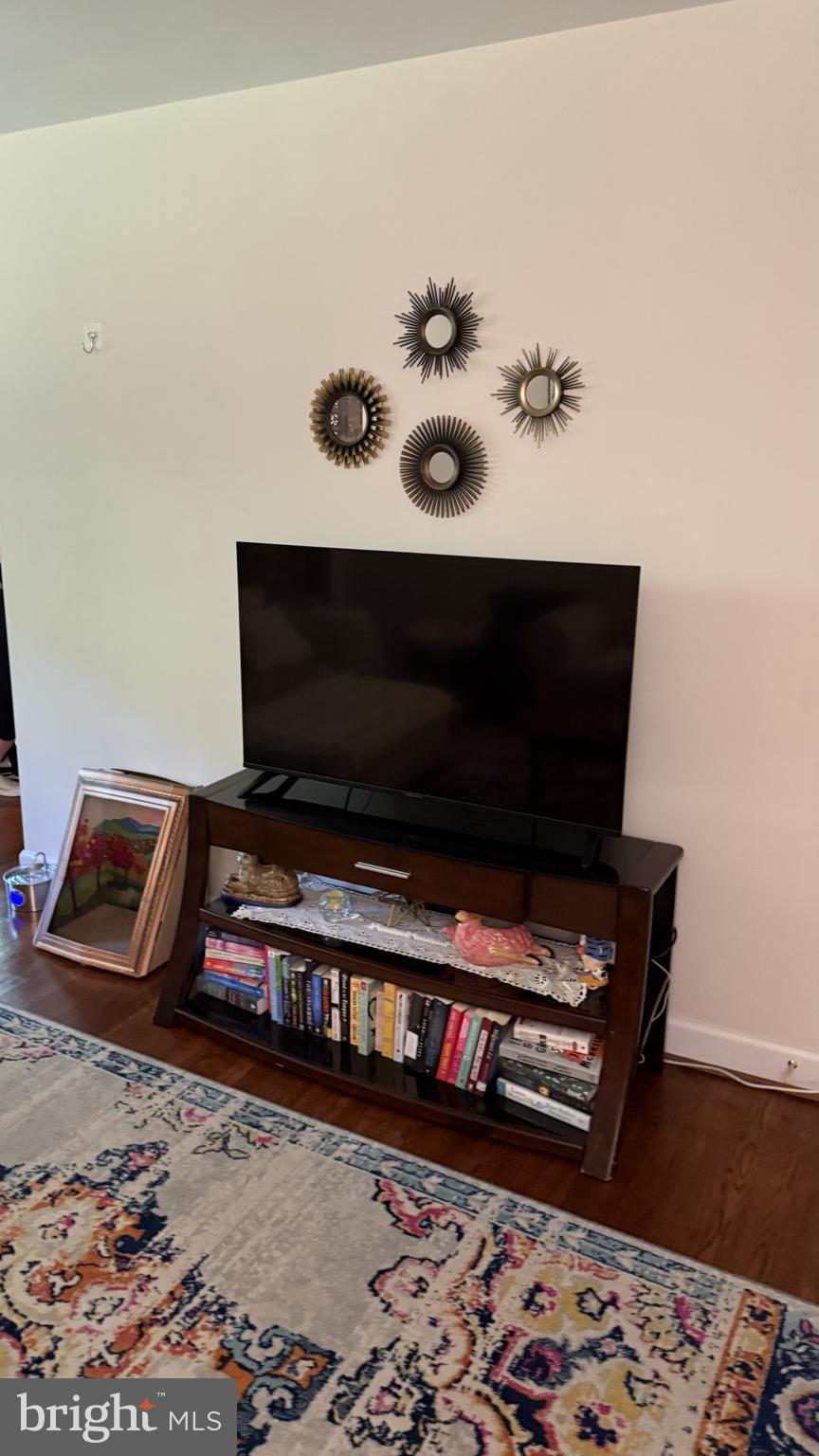 HARTFORD THAYER CONDOMINIUM APARTMENTS - Residential