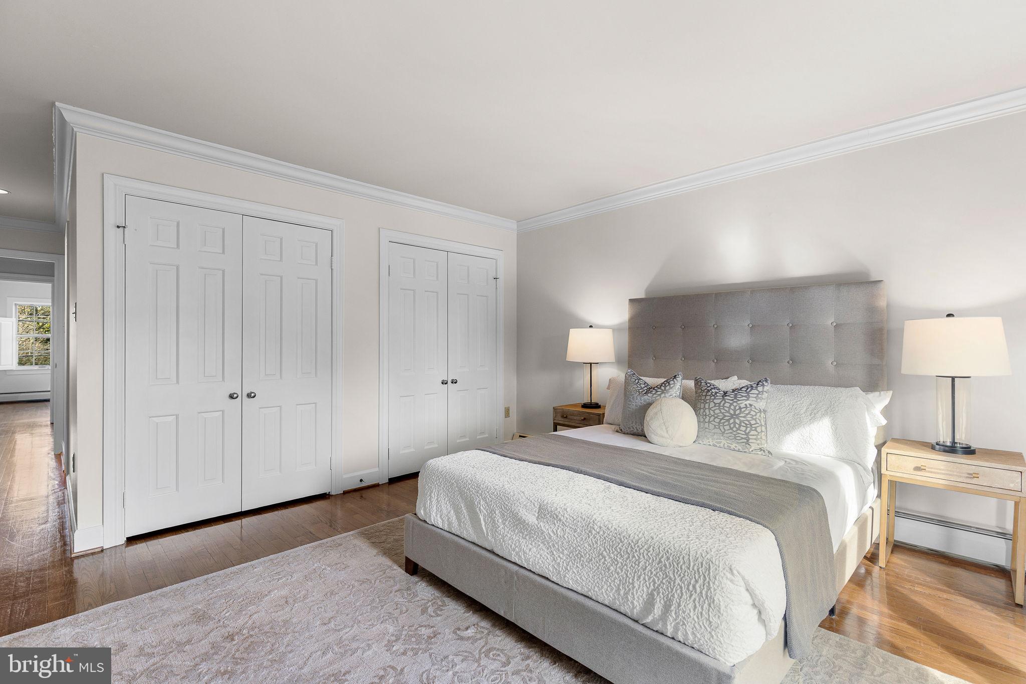 OLD TOWN ALEXANDRIA - Residential
