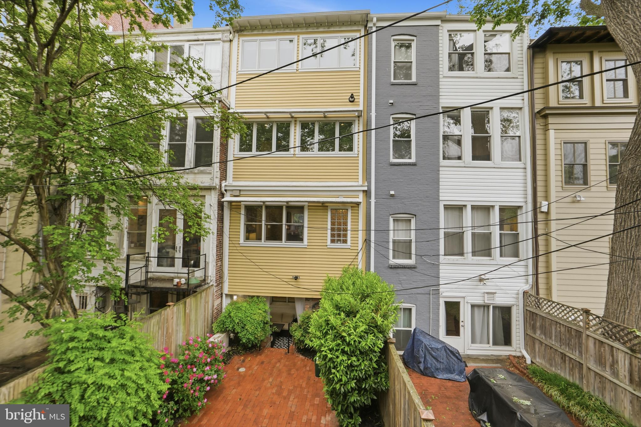CAPITOL HILL - Residential