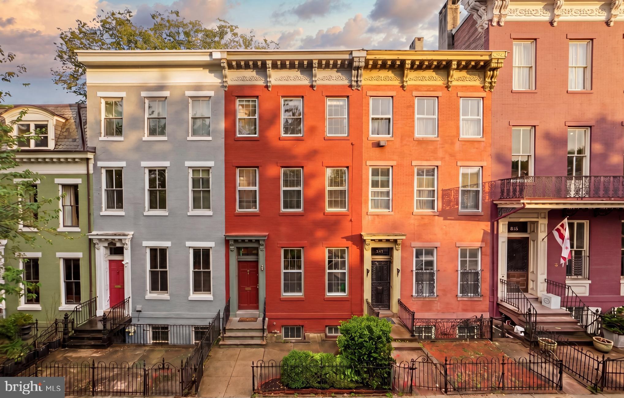 CAPITOL HILL - Residential
