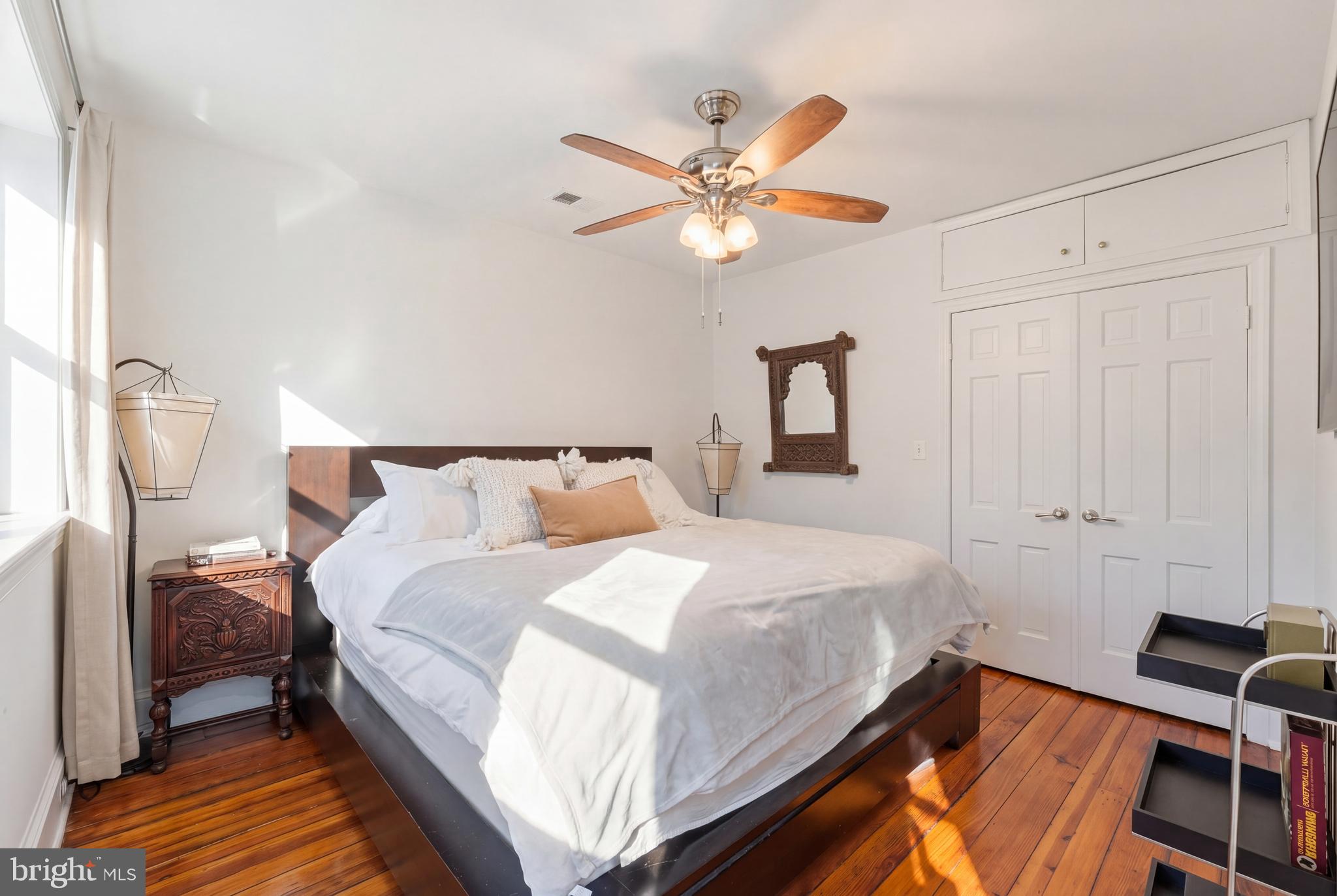 CAPITOL HILL - Residential