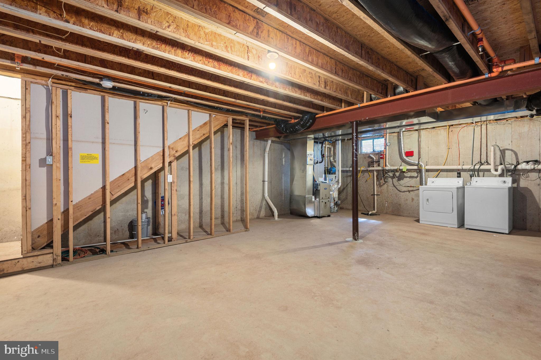 BLUESTONE CREEK - Residential