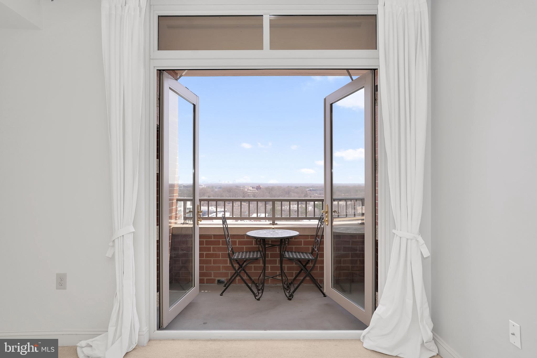 MERCER - Residential