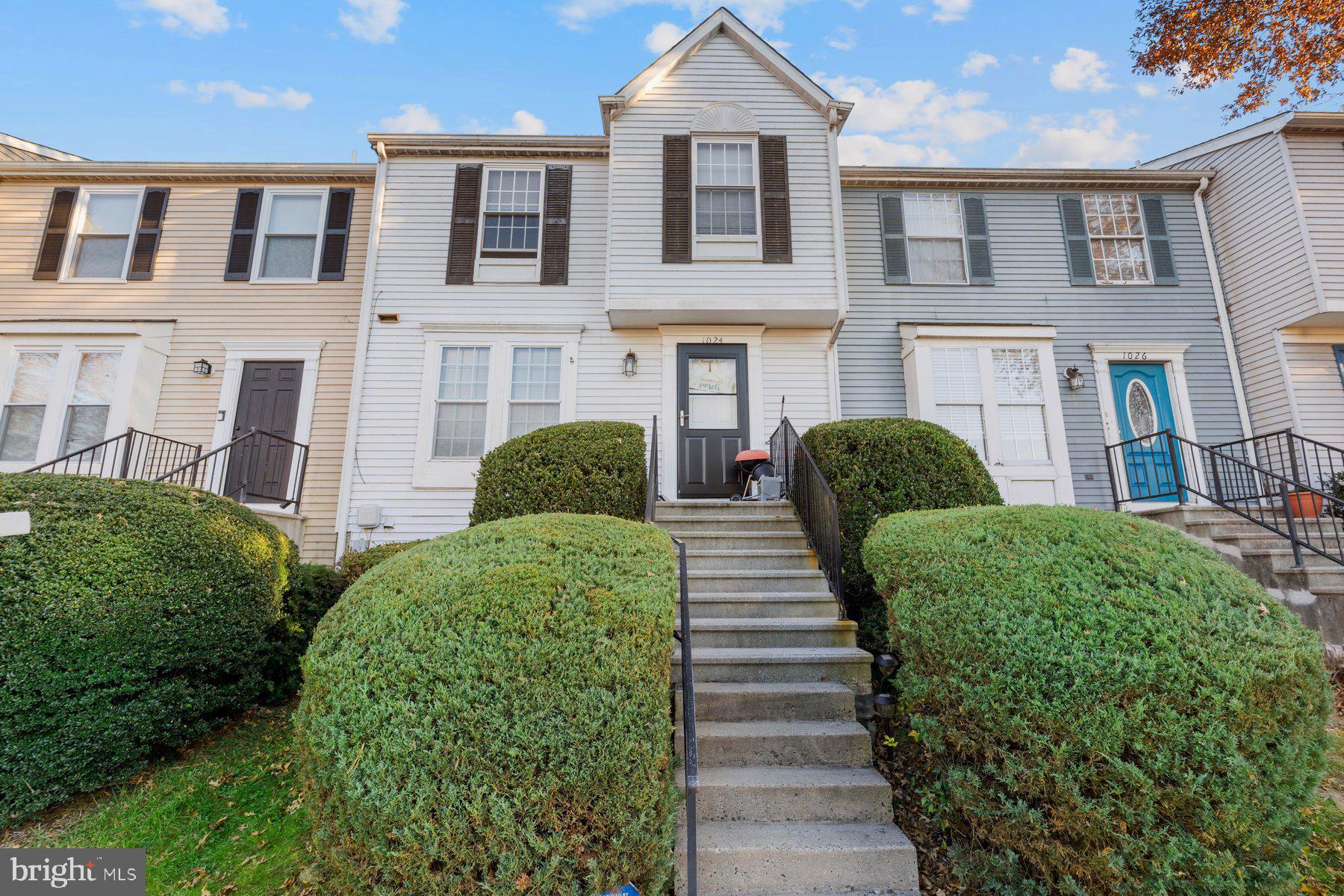 WEST SHORE - Residential