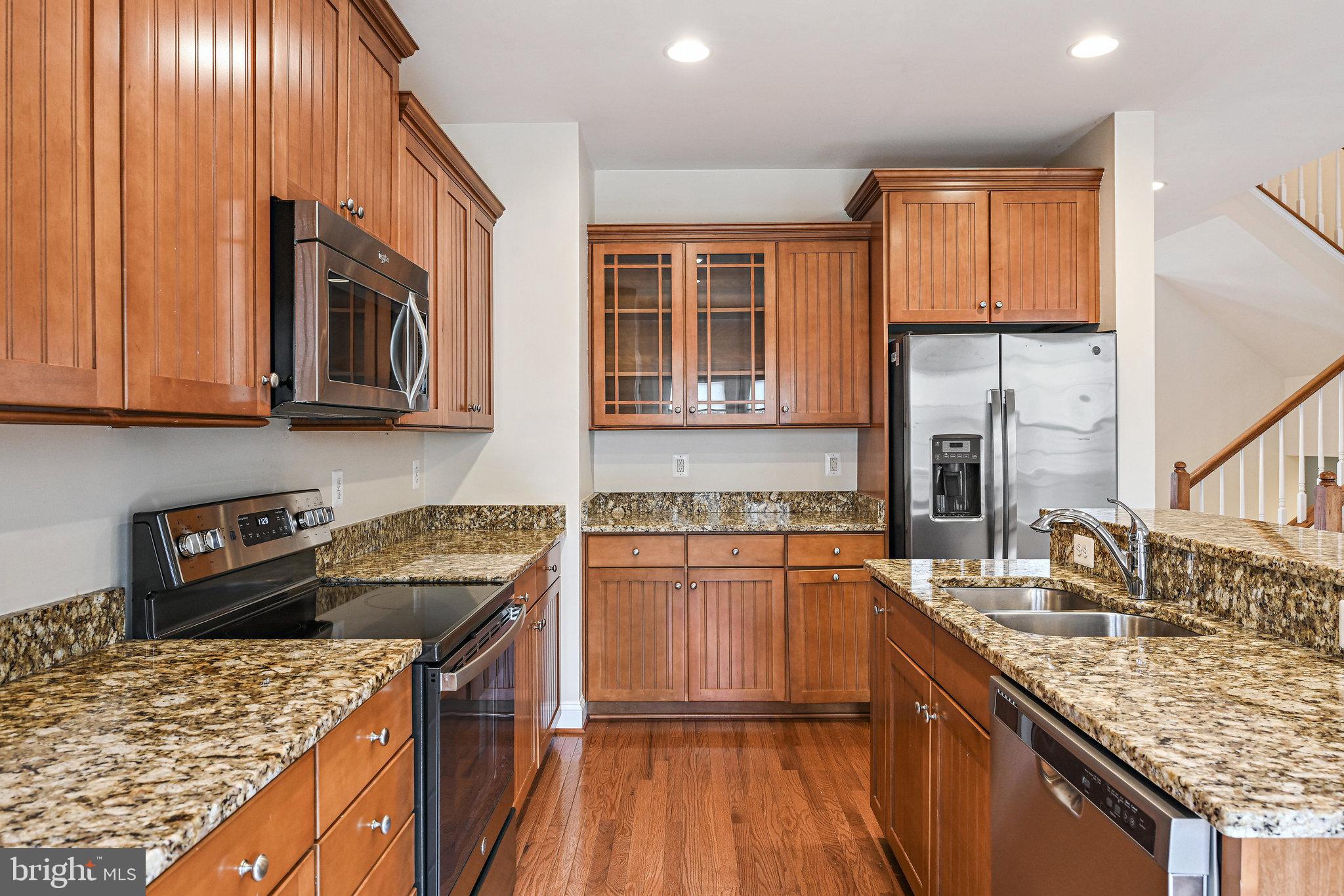 KINCAID FOREST - Residential Lease