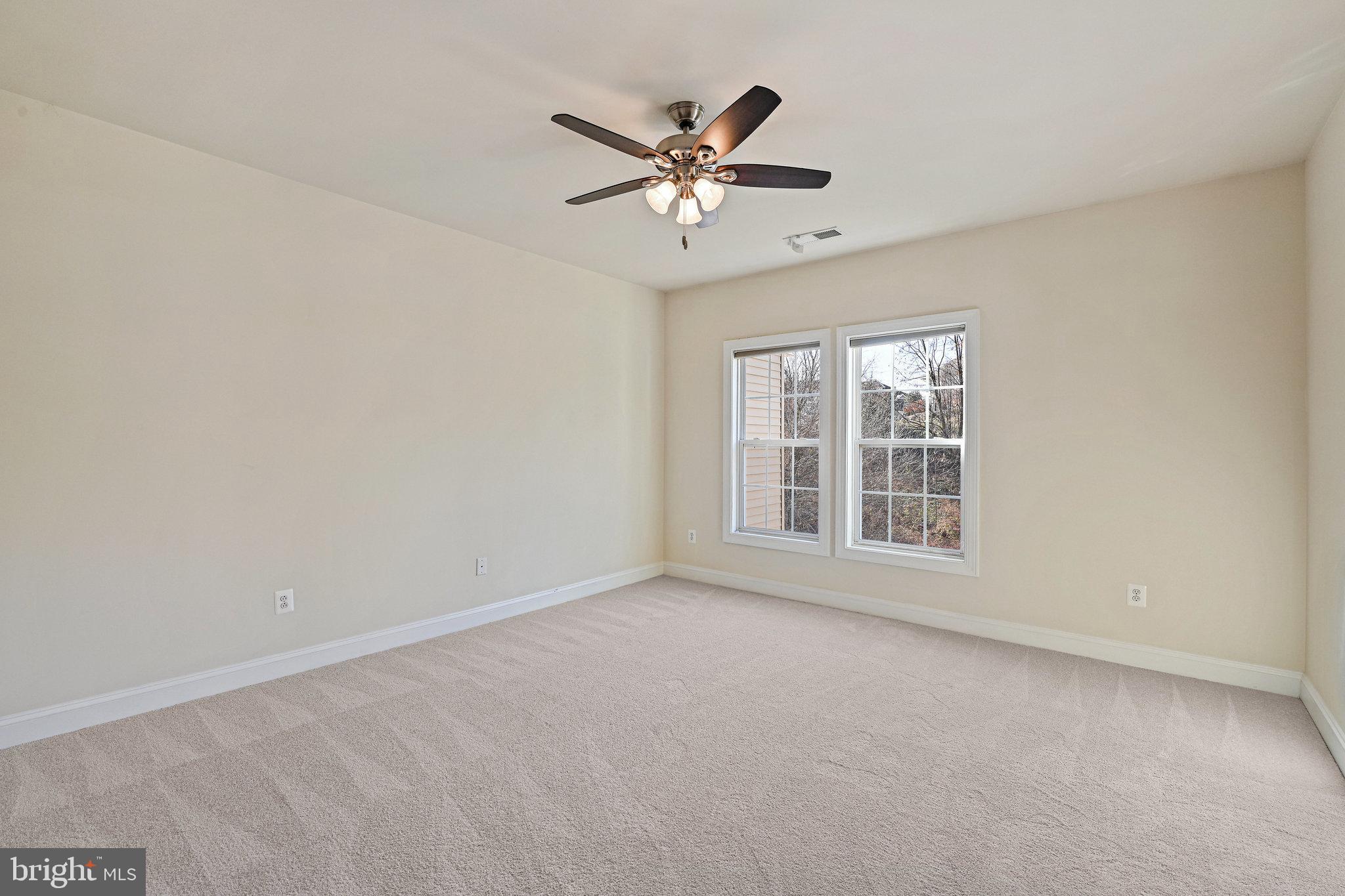 KINCAID FOREST - Residential Lease