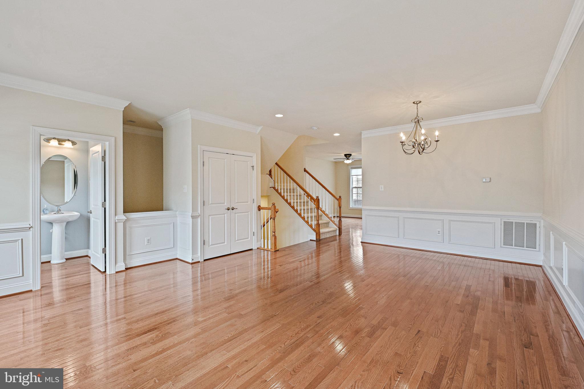 KINCAID FOREST - Residential Lease