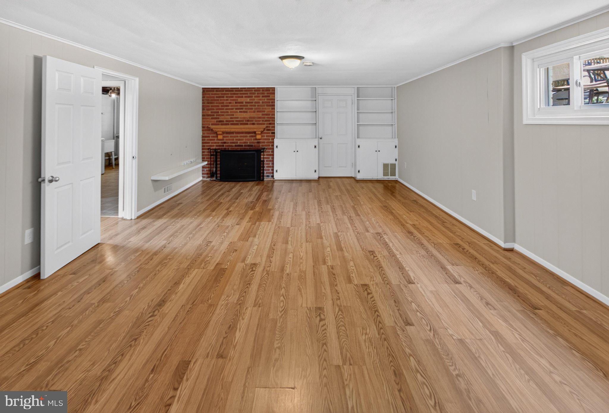 WILDWOOD MANOR - Residential