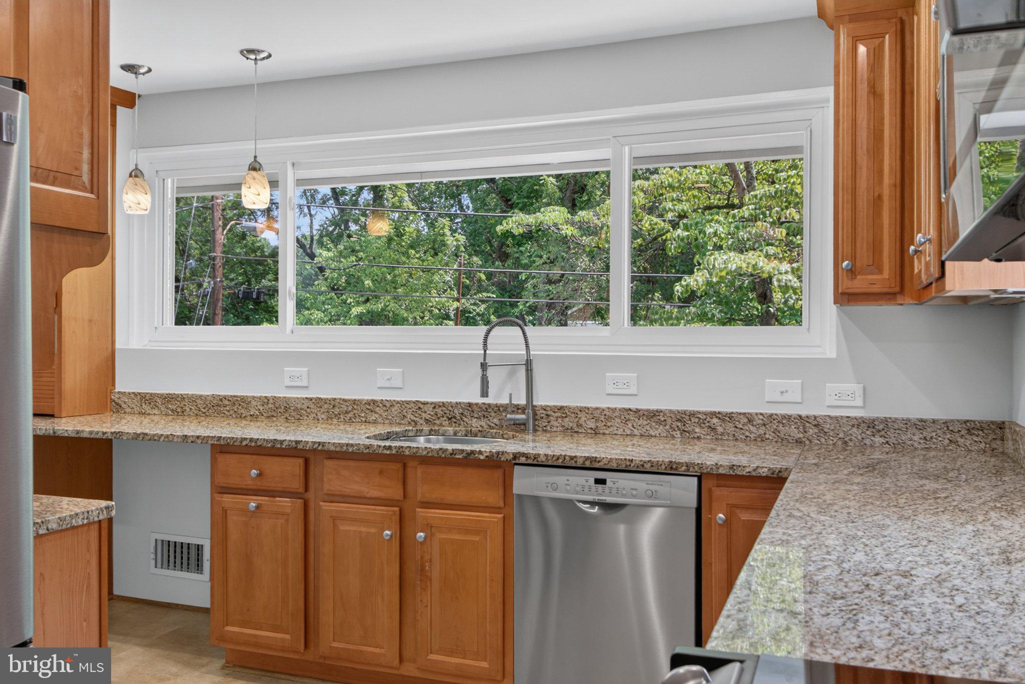 WILDWOOD MANOR - Residential