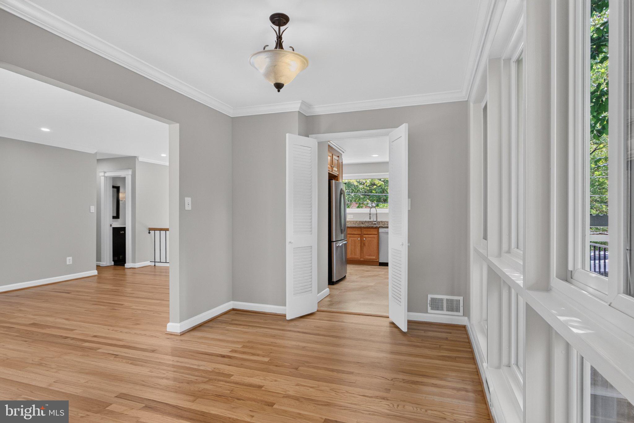 WILDWOOD MANOR - Residential