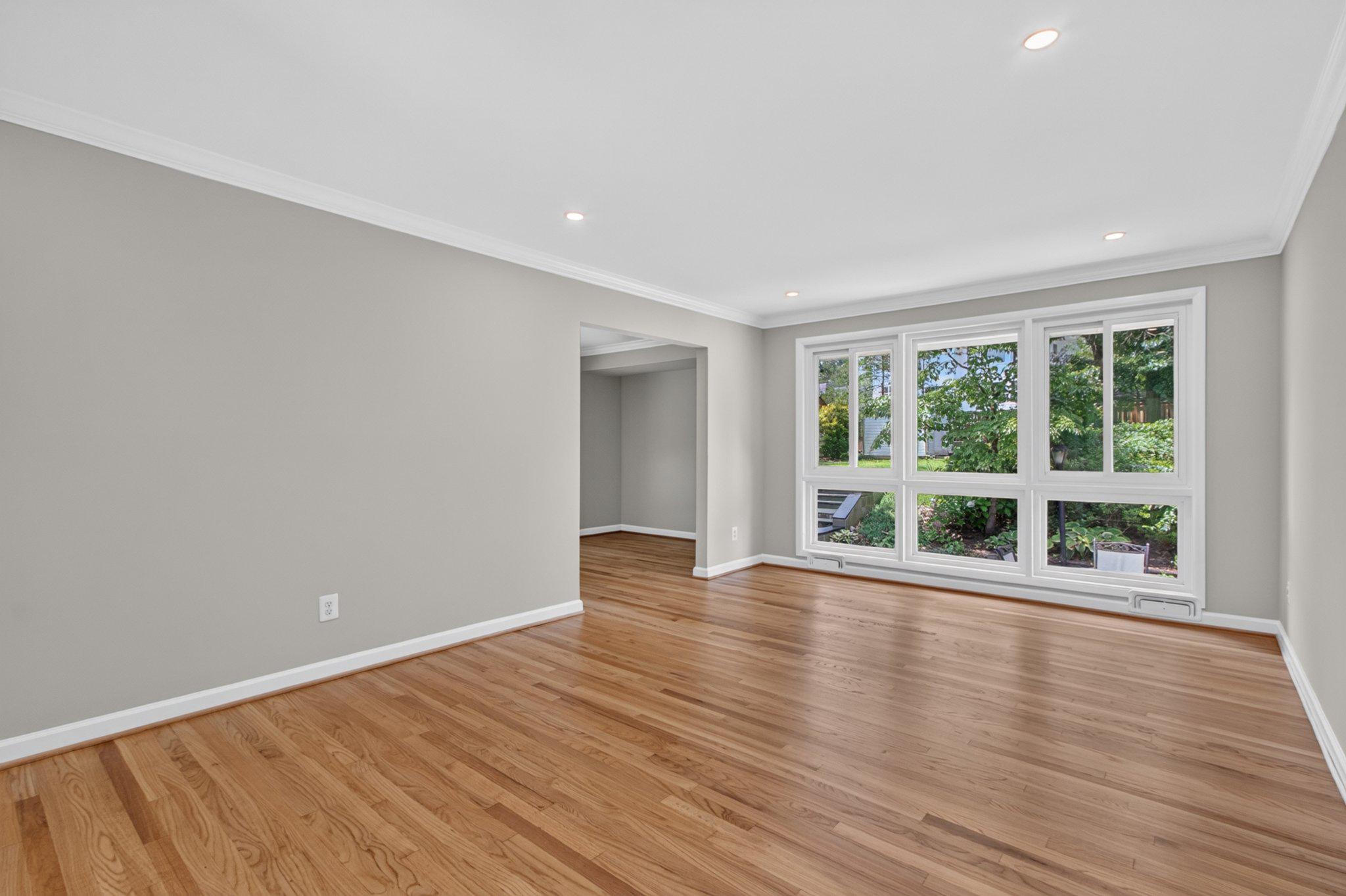 WILDWOOD MANOR - Residential
