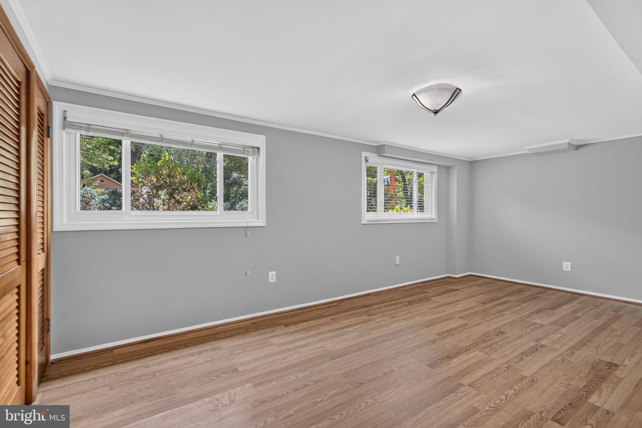 WILDWOOD MANOR - Residential